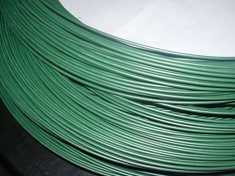 PVC/PE包塑絲石籠網治理泥石流，防止山體滑坡